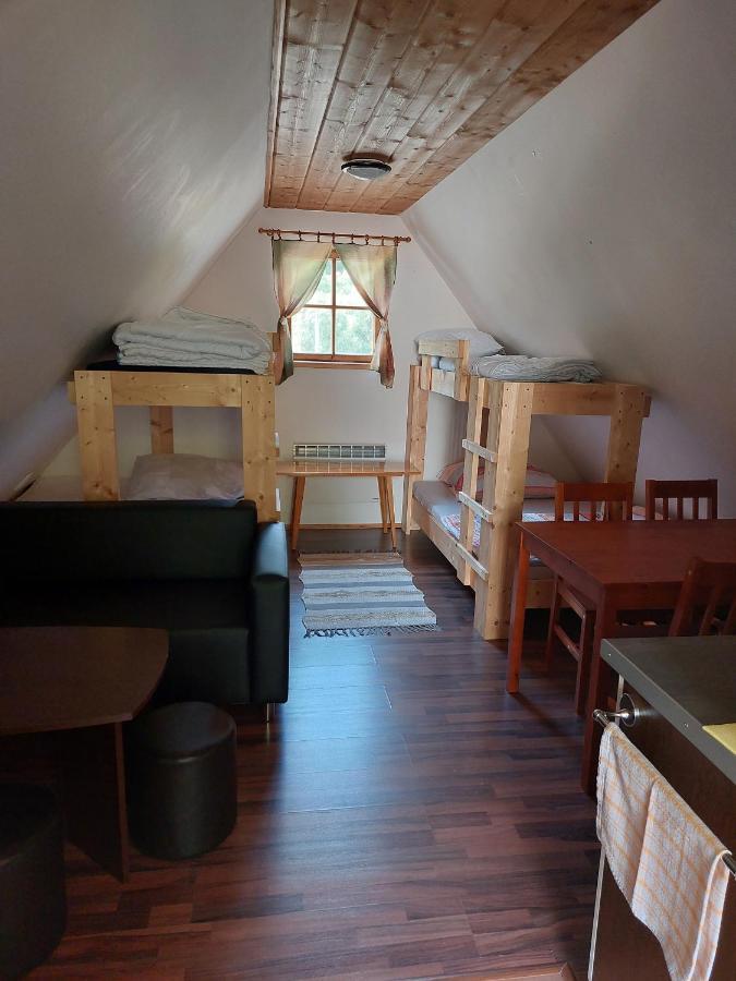 Chatka Pod Jaskynou Maluzina Esterno foto